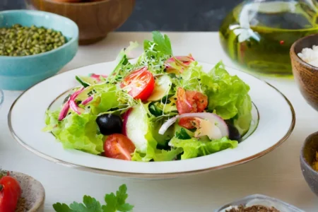 An ALDI Salad on a plate