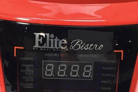 A close up shot of Elite Bistro Pressure Cooker