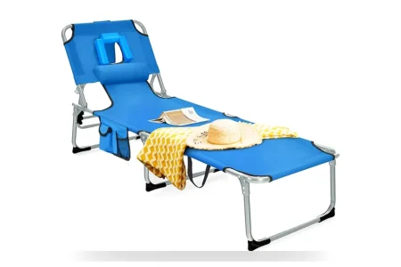 Giantext Lounge Chair
