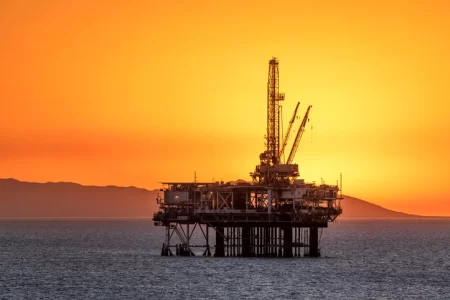 How Does the Jones Act Affect Oil Rig Workers