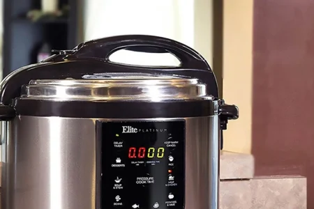 A close up shot of Maxi-Matic Pressure Cooker